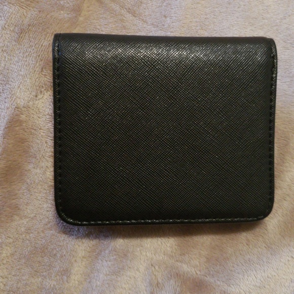 Guess wallet - Picture 3 of 3